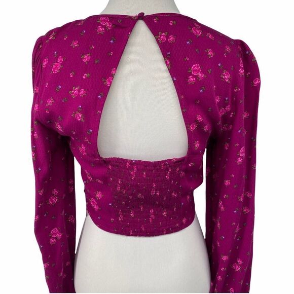 Forever 21 Pink Dainty Floral Cut Outs Long Sleeve Crop Top - Picture 2 of 7